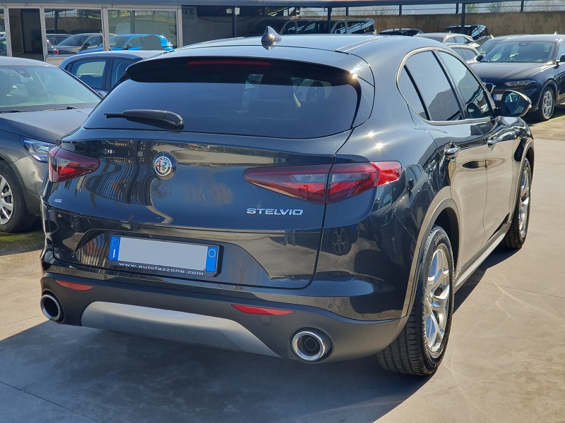 ALFA ROMEO Stelvio 2.2 TD 160CV AT8 RWD Business