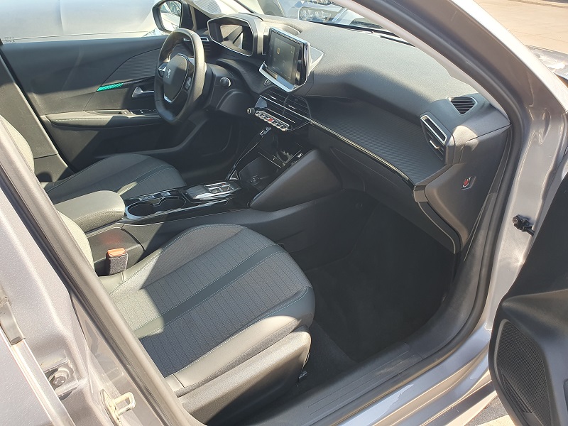 
								PEUGEOT e-208 II 136CV Motore Elettrico Allure 50kWh full									