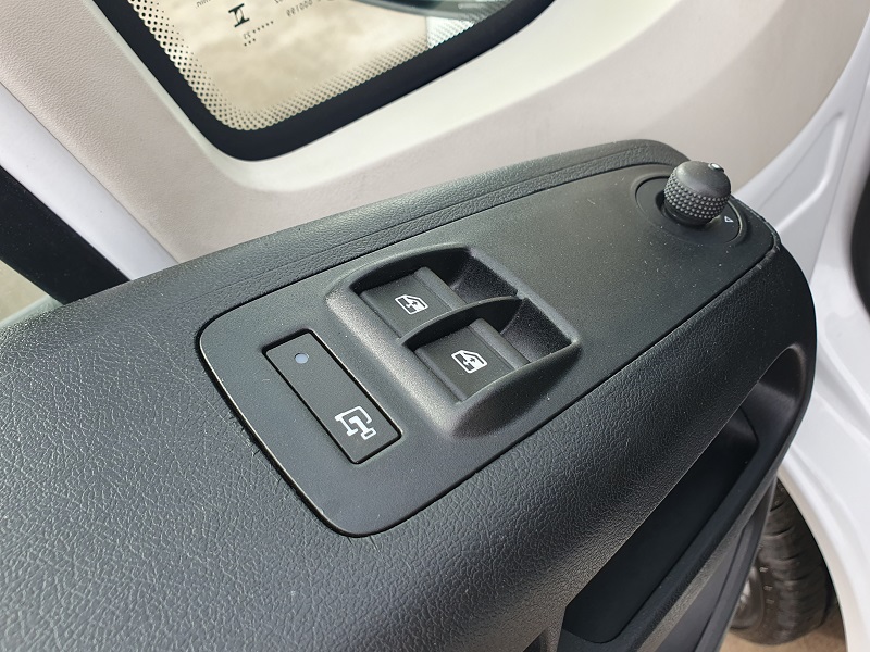 
								FIAT Professional Ducato 2.2 MJ-3 180CV AT9 L4H2 Cargo Maxi full									