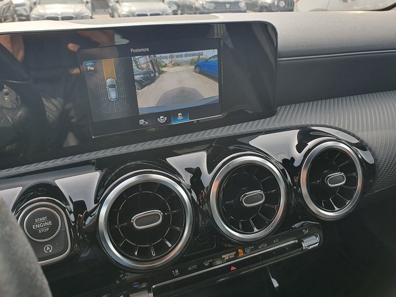 
								MERCEDES-BENZ Classe A 180d 2.0 116CV Business full									