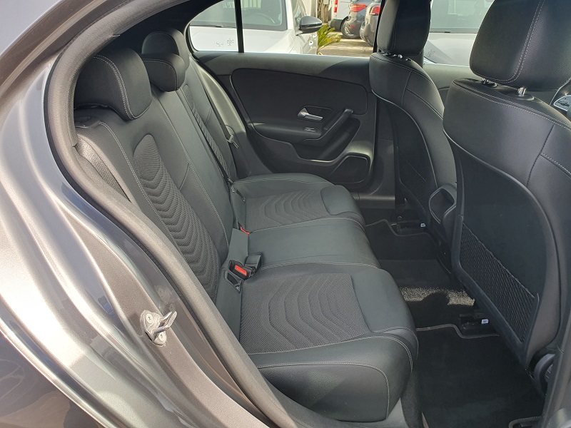 
								MERCEDES-BENZ Classe A 180d 2.0 116CV Business full									