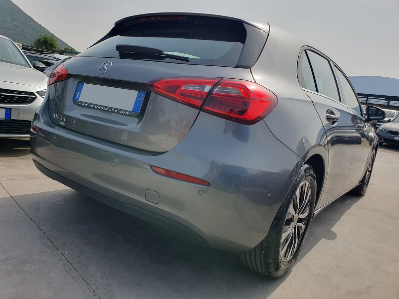 
								MERCEDES-BENZ Classe A 180d 2.0 116CV Business full									