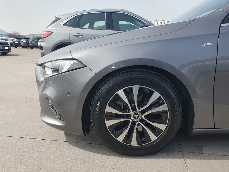 
								MERCEDES-BENZ Classe A 180d 2.0 116CV Business full									