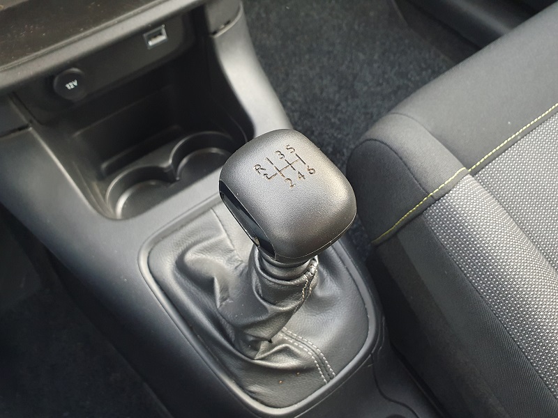 
								CITROËN C3 1.5 BlueHDi 100CV S&S Feel PACK full									