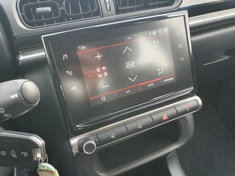 
								CITROËN C3 1.5 BlueHDi 100CV S&S Feel PACK full									