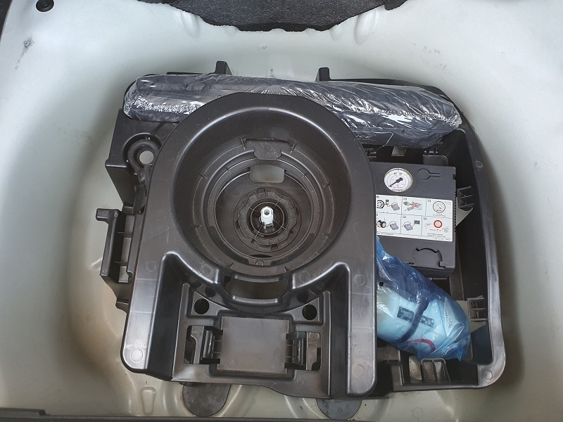 
								CITROËN C3 III Restyling 1.2 PureTech 83CV Feel full									