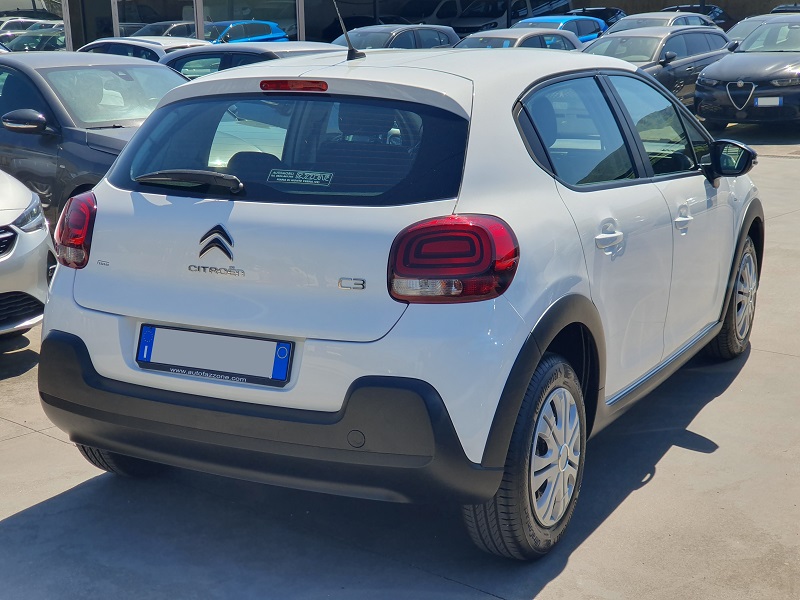 
								CITROËN C3 III Restyling 1.2 PureTech 83CV Feel full									