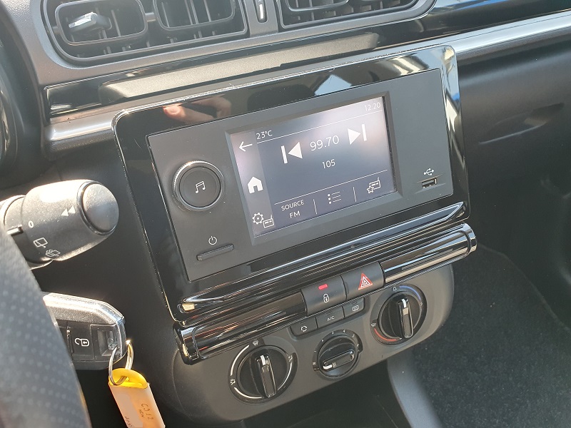 
								CITROËN C3 III Restyling 1.2 PureTech 83CV Feel full									