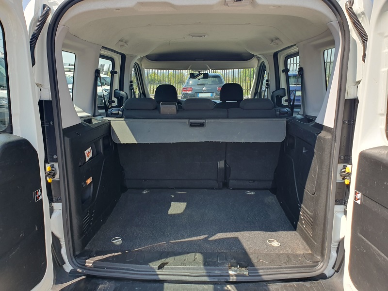 
								FIAT Doblò 1.6 MultiJet-2 120CV PC-TN Combi N1 Easy full									