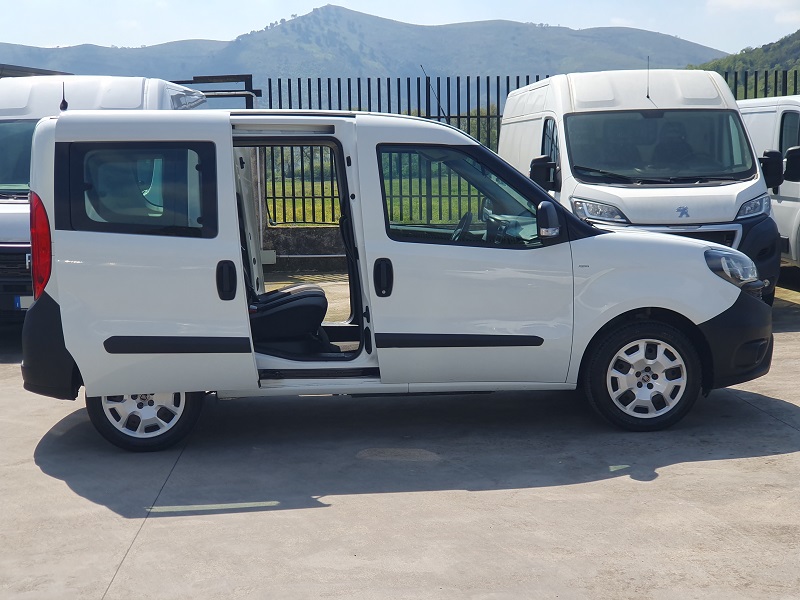 
								FIAT Doblò 1.6 MultiJet-2 120CV PC-TN Combi N1 Easy full									