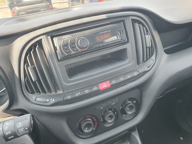 
								FIAT Doblò 1.6 MultiJet-2 120CV PC-TN Combi N1 Easy full									