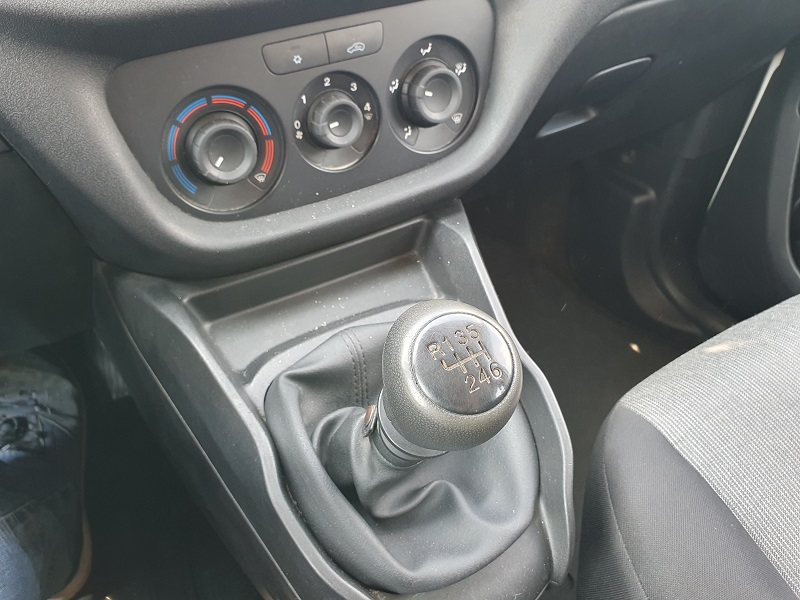 
								FIAT Doblò 1.6 MultiJet-2 120CV PC-TN Combi N1 Easy full									