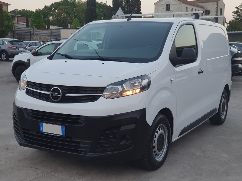 
								OPEL Vivaro D 1.5D 100CV L1H1 Cargo P. Lat. S Essentia full									