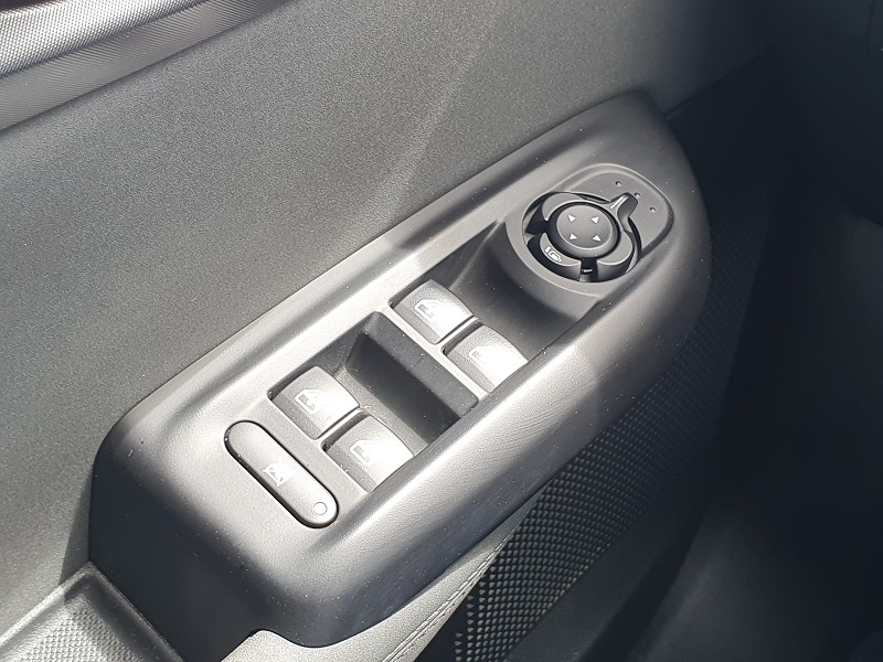 
								ALFA ROMEO Tonale 1.3 PHEV 280CV AT6 Q4 Ti full									