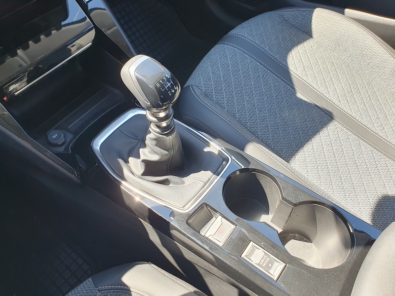 
								PEUGEOT NEW 208 1.2 PT Turbo 100CV S&S Allure full									