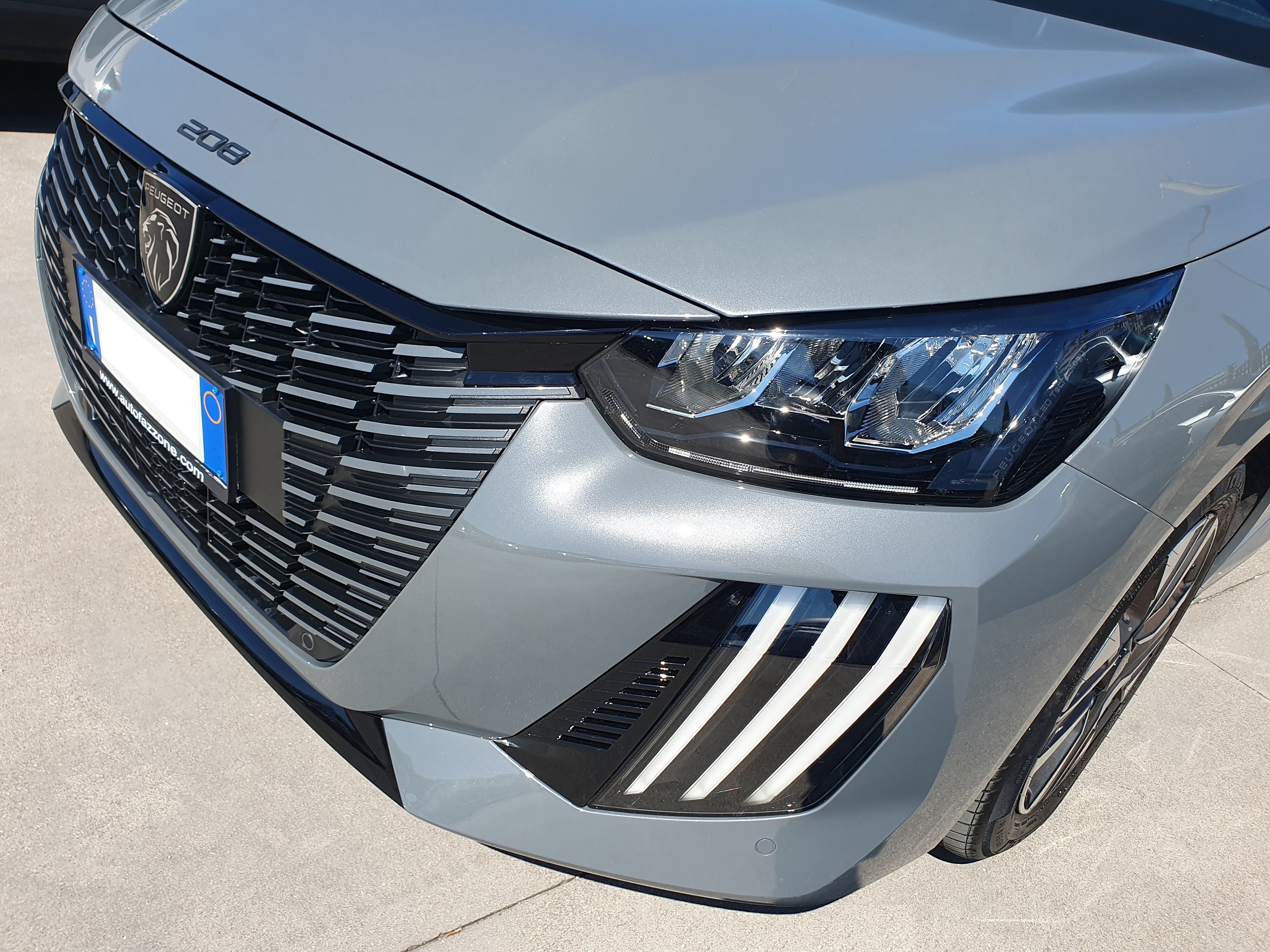 
								PEUGEOT NEW 208 1.2 PT Turbo 100CV S&S Allure full									