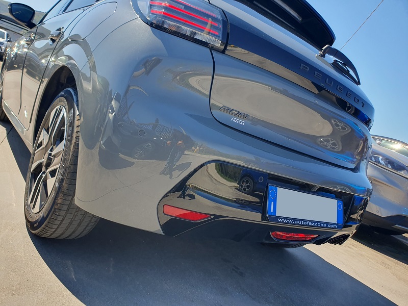 
								PEUGEOT NEW 208 1.2 PT Turbo 100CV S&S Allure full									