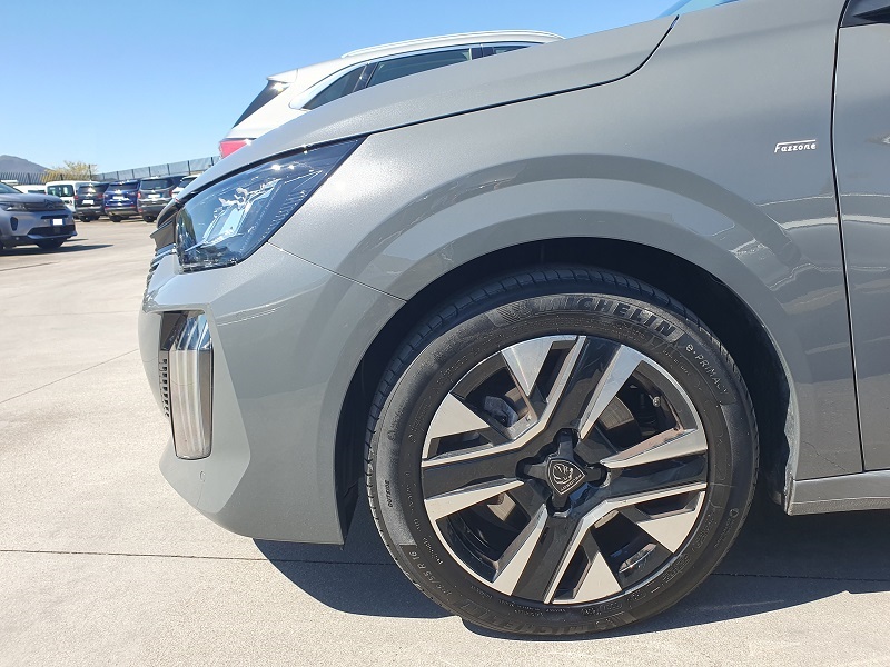 
								PEUGEOT NEW 208 1.2 PT Turbo 100CV S&S Allure full									