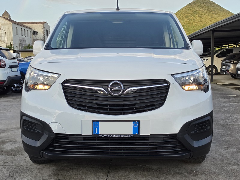 
								OPEL Combo E 1.5D 100CV L1 650Kg Cargo Edition full									