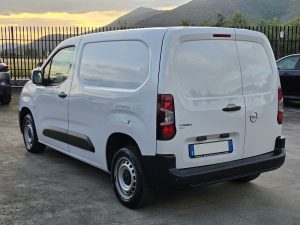 OPEL Combo E 1.5D 100CV L1 650Kg Cargo Edition