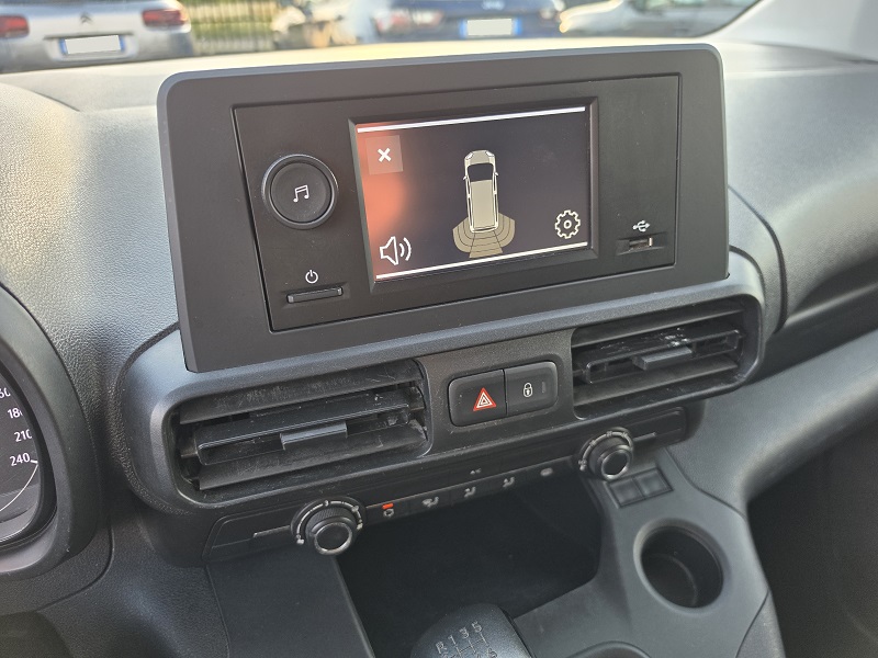 
								OPEL Combo E 1.5D 100CV L1 650Kg Cargo Edition full									