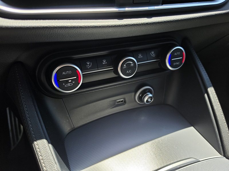 
								ALFA ROMEO Stelvio 2.2 TD 190CV AT8 Q4 Sprint full									