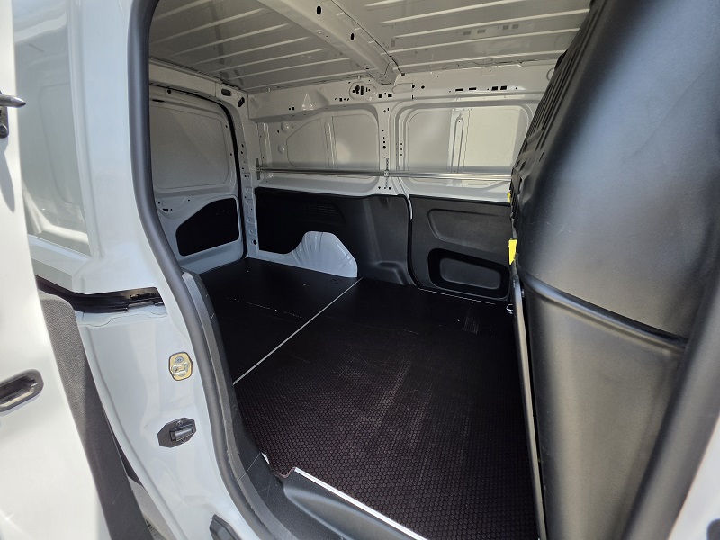 
								OPEL Combo E 1.5D 130CV L2 Cargo 950KG Edition full									