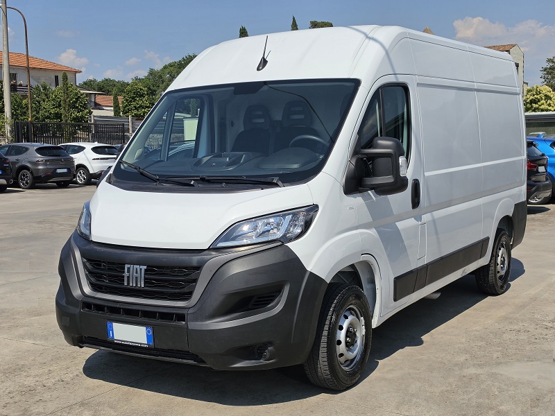 
								FIAT Professional Ducato 33Q 2.2 MJ-3 140CV L2H2 Cargo full									