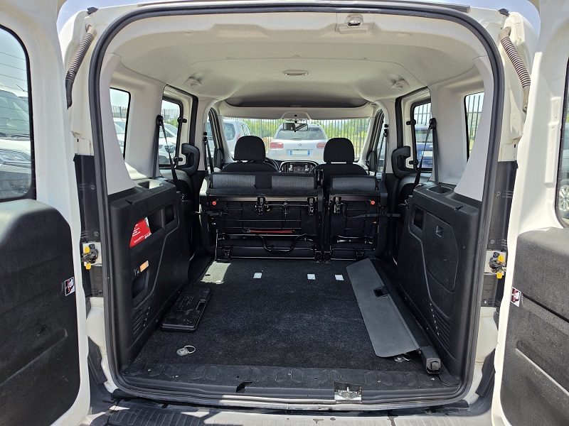 
								FIAT Doblò III Facelift 1.3 MJ 95CV PC-TN Combi N1 Easy full									