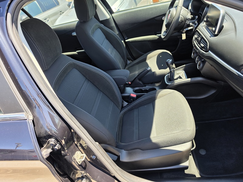 
								FIAT Tipo 1.3 MultiJet-2 95CV S&S 5 Porte Business full									
