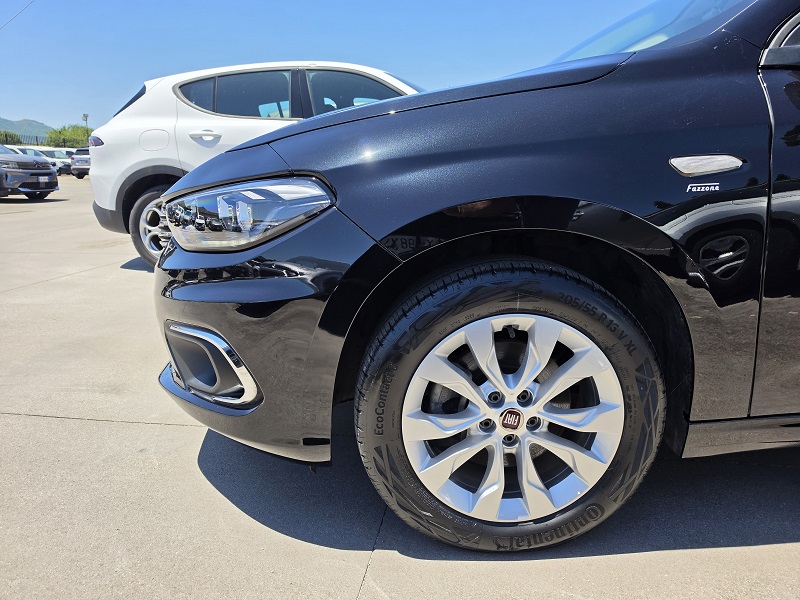 
								FIAT Tipo 1.3 MultiJet-2 95CV S&S 5 Porte Business full									