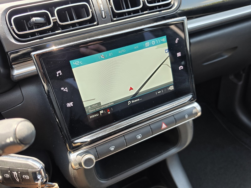 
								CITROËN C3 1.2 PureTech 83CV SHINE Pack full									