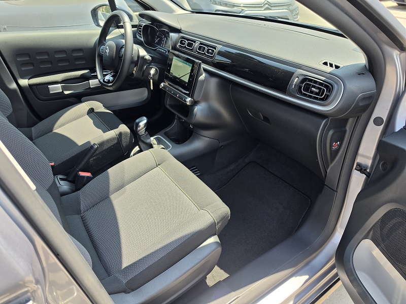 
								CITROËN C3 1.2 PureTech 83CV SHINE Pack full									