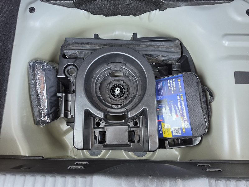 
								CITROËN C3 1.2 PureTech 83CV SHINE Pack full									