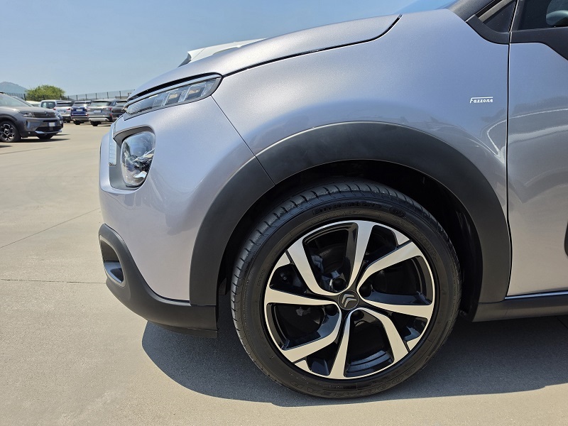 
								CITROËN C3 1.2 PureTech 83CV SHINE Pack full									