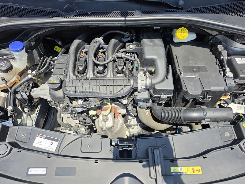 
								CITROËN C3 1.2 PureTech 83CV SHINE Pack full									