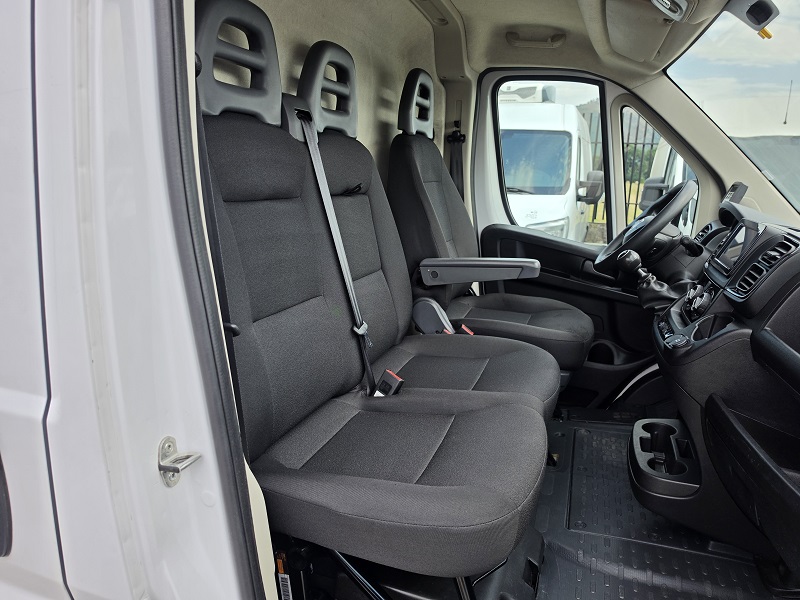 
								FIAT Ducato 33Q 2.2 MJ-3 120CV L3H2 FNAX 0° Porta Lat. full									