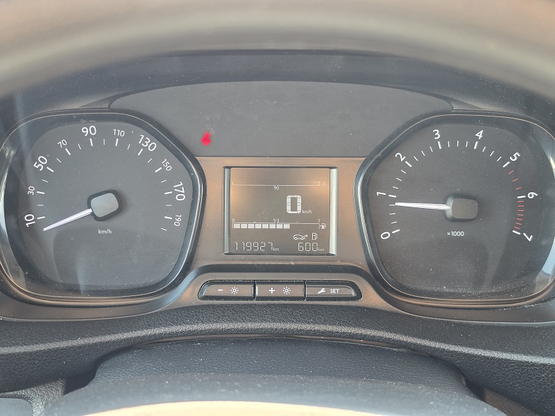 
								OPEL Vivaro D 1.5D 120CV L2H1 Cargo M Enjoy full									