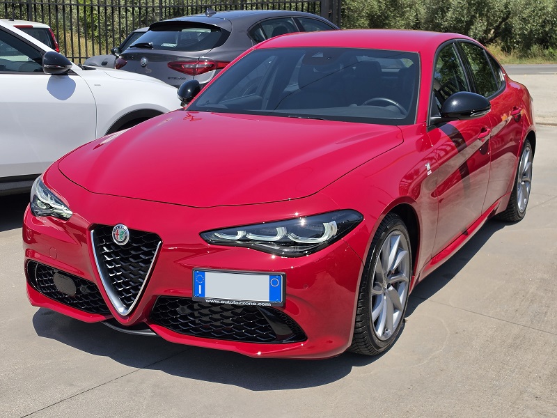 
								ALFA ROMEO Giulia 2.2TD 160CV AT8 Ti full									