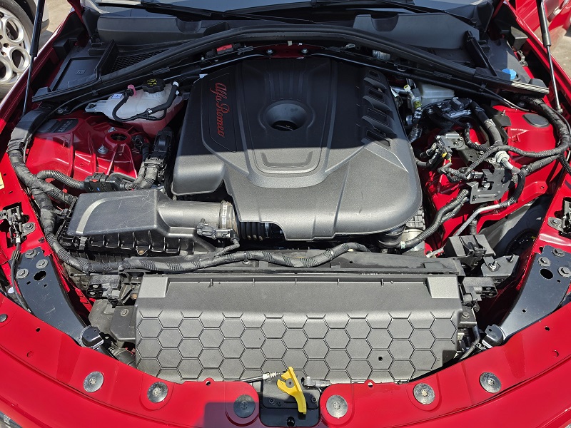 
								ALFA ROMEO Giulia 2.2TD 160CV AT8 Ti full									