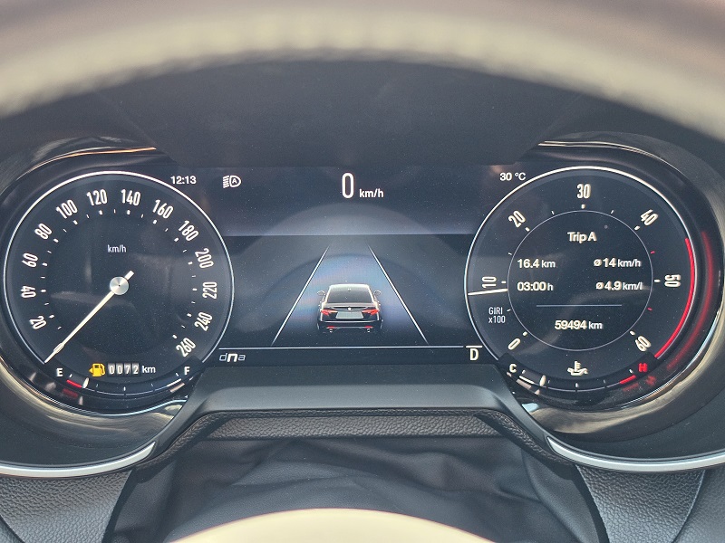 
								ALFA ROMEO Giulia 2.2TD 160CV AT8 Ti full									