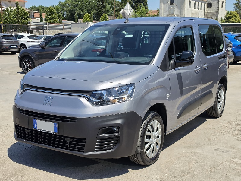 
								FIAT Doblò IV 1.5 BlueHdi 130CV PC-TN Combi N1 full									