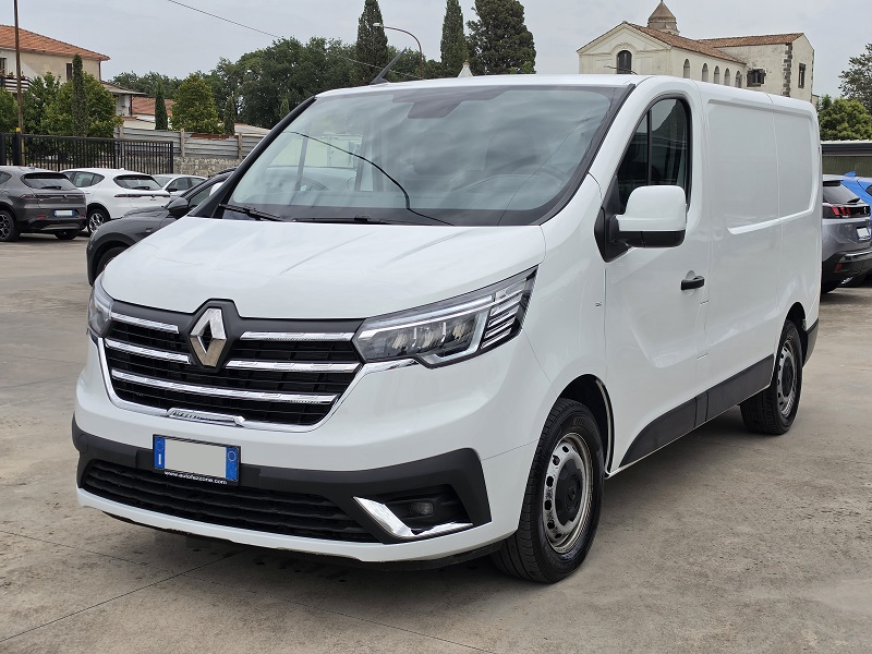 
								RENAULT Trafic 27 2.0 dCi 150CV L1H1 P. Lat. Advance full									