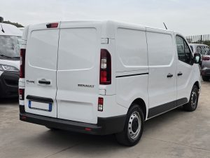 RENAULT Trafic 27 2.0 dCi 150CV L1H1 P. Lat. Advance
