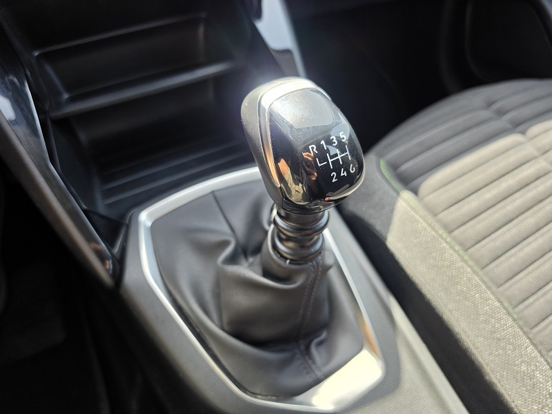 
								PEUGEOT NEW 208 1.2 PT Turbo 100CV Active full									