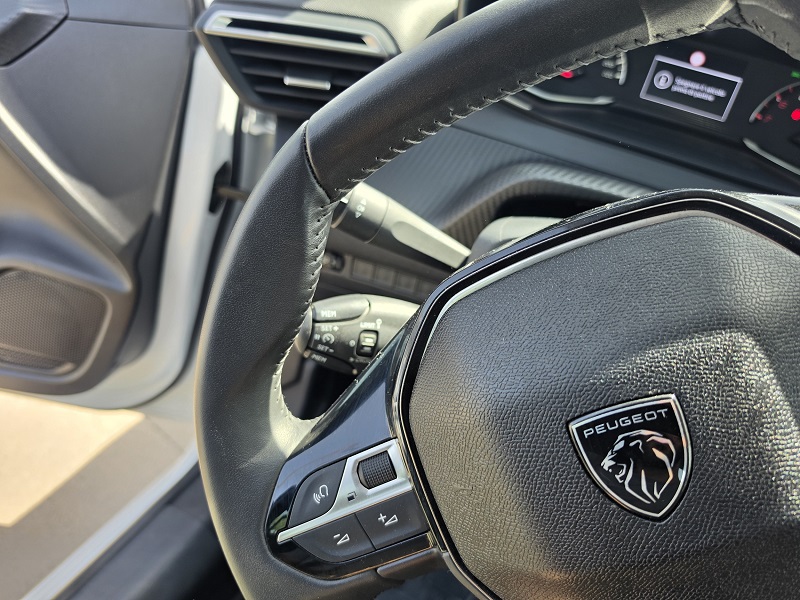 
								PEUGEOT NEW 208 1.2 PT Turbo 100CV Active full									