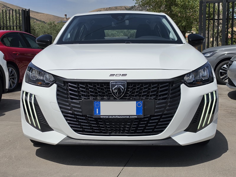 
								PEUGEOT NEW 208 1.2 PT Turbo 100CV Active full									