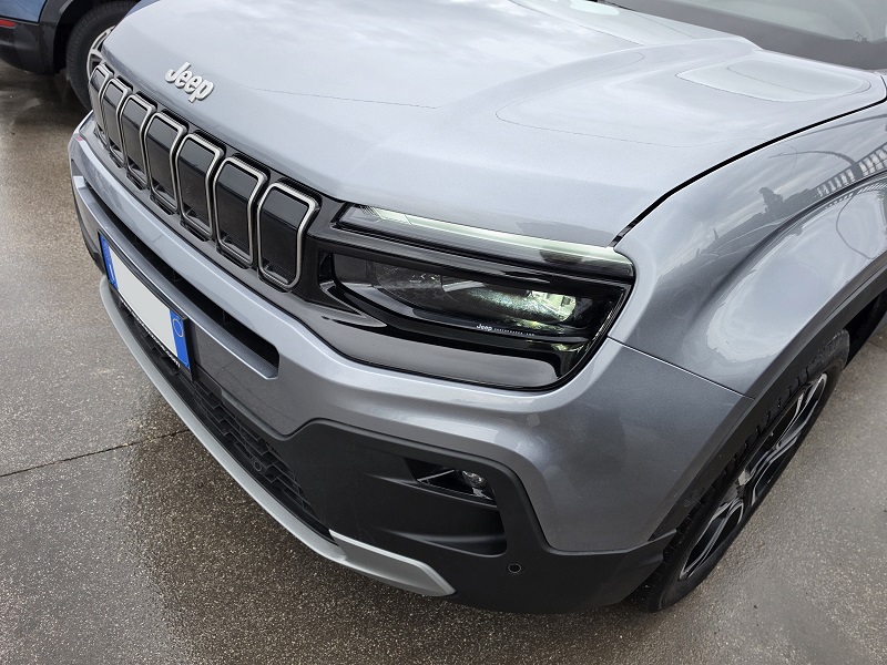 
								JEEP Avenger Full-Electric FWD 156CV Auto Altitude 54kWh full									