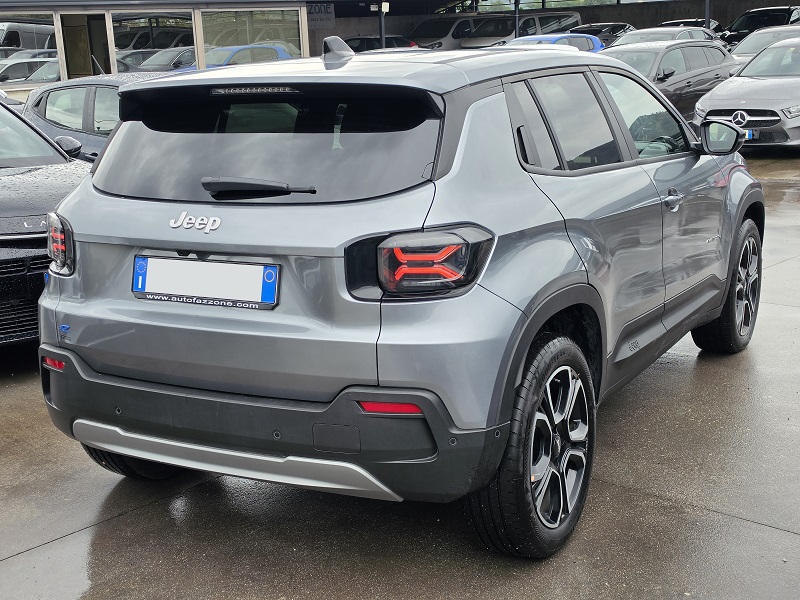 
								JEEP Avenger Full-Electric FWD 156CV Auto Altitude 54kWh full									